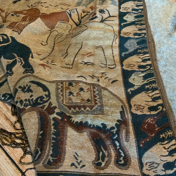 100% Cashmere Pashmina Elephant Pattern Scarf Wrap - Picture 6 of 10